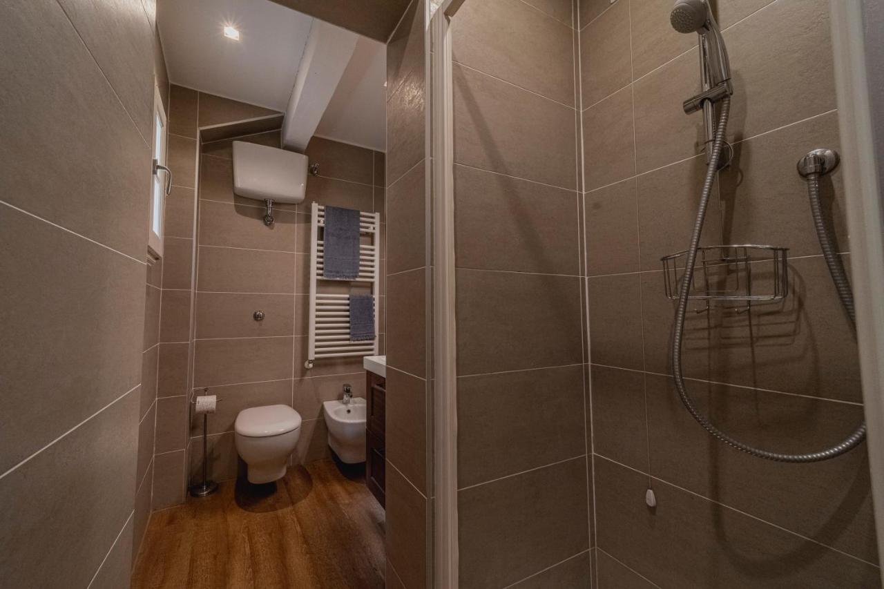 32 Nero - Florence Apartment San Niccolo Екстер'єр фото