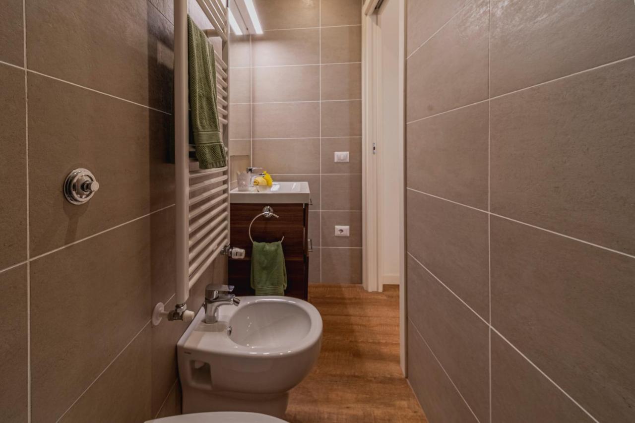 32 Nero - Florence Apartment San Niccolo Екстер'єр фото